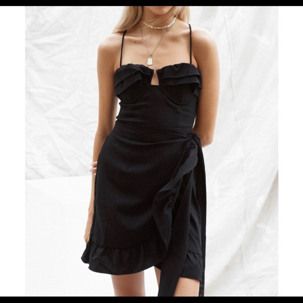 Sz L Nero Plunge dress from Sabo Skirt